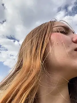 melody-dy online show from 02-20-25, 08:03