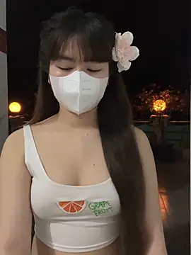 BabyThree  online show from 01-12-25, 01:37