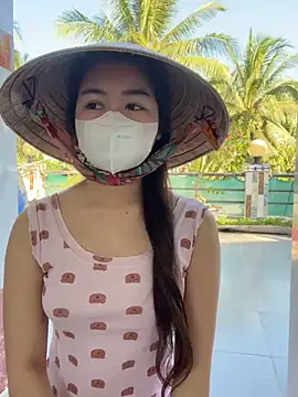 BabyThree  online show from 02-17-25, 08:52