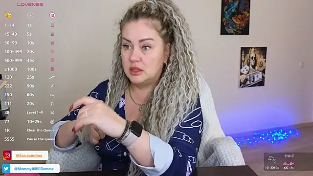 misskaassandraa online show from 01-24-25, 07:49