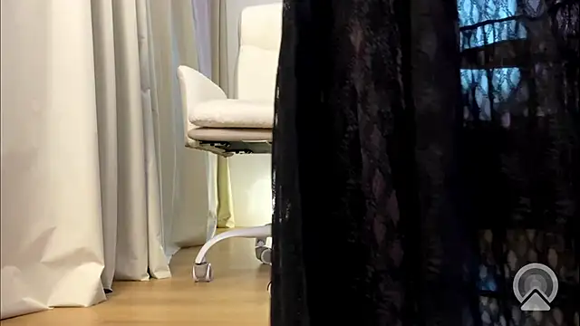 Snapshot of misskaassandraa chatting on 06-06-26, 11:15 misskaassandraa online show from 06-06-26, 11:15