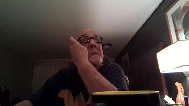 Snapshot of --JimmyJamzs-- chatting on 12-05-25, 08:45 --JimmyJamzs-- online show from 12-05-25, 08:45