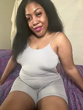 Snapshot of misscanada888 chatting on 02-23-25, 11:36 misscanada888 online show from 02-23-25, 11:36