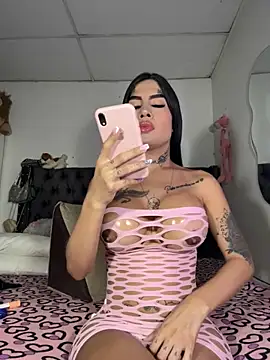 saragill323 online show from 11-22-25, 02:16