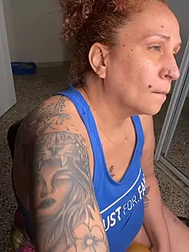 ladycreamypr2 online show from 03-19-26, 12:36