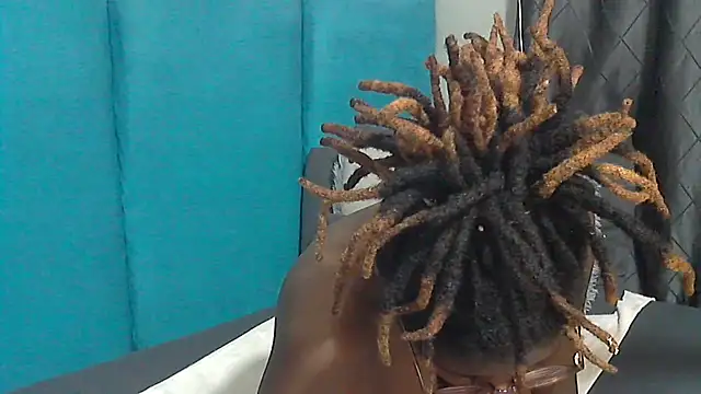 Snapshot of Mochabae chatting on 03-11-25, 04:10 Mochabae online show from 03-11-25, 04:10