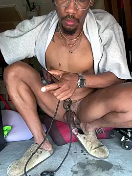 Theonlydreamybull online show from 04-11-26, 06:01