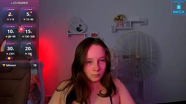 Snapshot of Ketrin_n_ chatting on 01-28-25, 06:38 Ketrin n online show from 01-28-25, 06:38