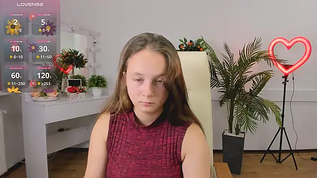 Snapshot of Ketrin_n_ chatting on 10-16-25, 12:17 Ketrin n online show from 10-16-25, 12:17