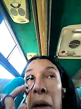 Snapshot of rebekka_simpson chatting on 02-01-25, 02:13 rebekka simpson online show from 02-01-25, 02:13