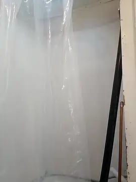 allissonw13 online show from 01-19-25, 11:43