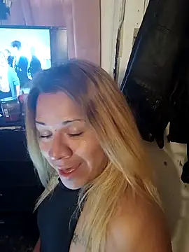 allissonw13 online show from 01-28-25, 12:54