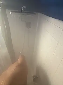 allissonw13 online show from 12-23-25, 12:30