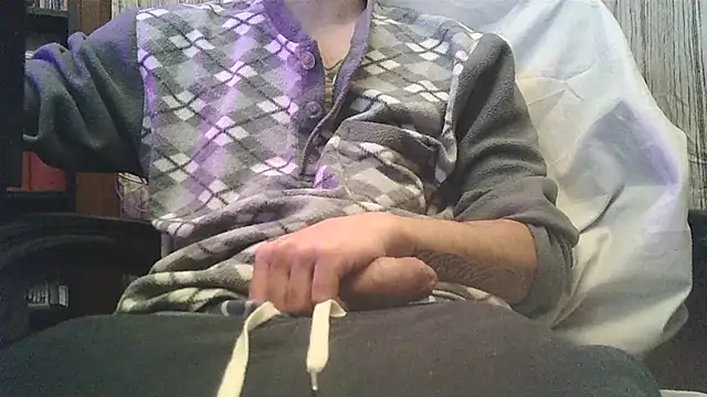 Snapshot of swuosh chatting on 01-17-26, 07:28 swuosh online show from 01-17-26, 07:28