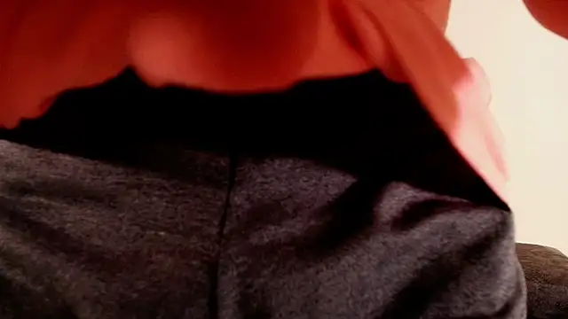 Snapshot of JeremyLowe chatting on 09-09-25, 06:18 JeremyLowe online show from 09-09-25, 06:18