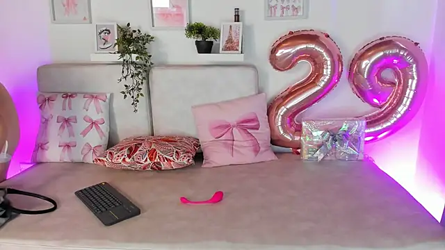 Malka Burning online show from 03-02-25, 06:08