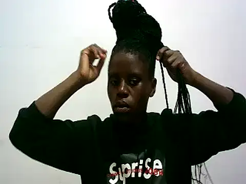 Snapshot of hottgirlval chatting on 12-28-24, 08:04 hottgirlval online show from 12-28-24, 08:04