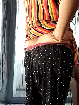 Hot-rubina online show from 03-18-25, 04:37