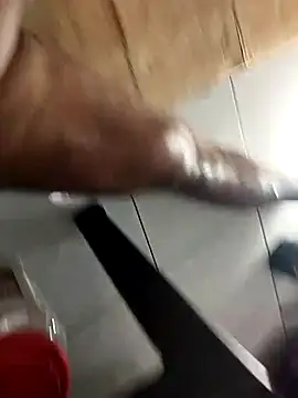 Snapshot of cenyon124 chatting on 01-19-26, 03:38 cenyon124 online show from 01-19-26, 03:38