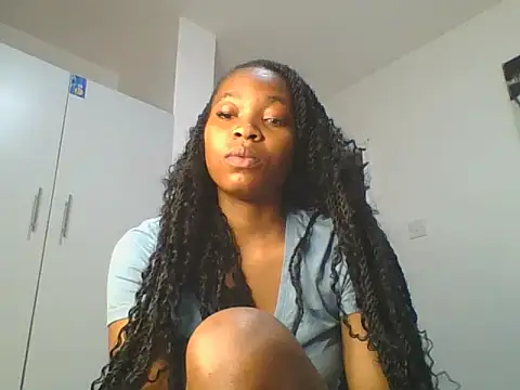 Snapshot of _Becky002 chatting on 06-12-26, 10:47 Becky002 online show from 06-12-26, 10:47