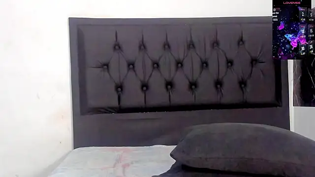 kriixtybrown online show from 02-22-25, 09:48