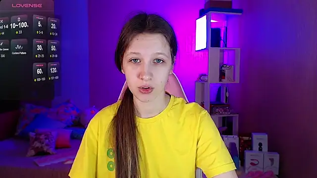 ur kitty   online show from 12-16-24, 01:32