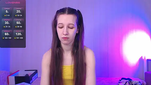 ur kitty   online show from 12-04-25, 09:07