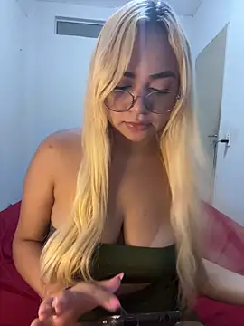 Ninfetinha   online show from 03-24-26, 06:35