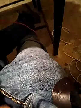 A man in public online show from 02-24-26, 07:45