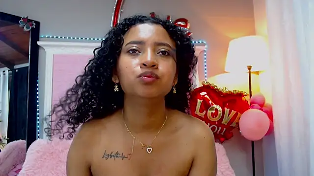 Snapshot of JessyZoe chatting on 03-05-25, 01:39 JessyZoe online show from 03-05-25, 01:39