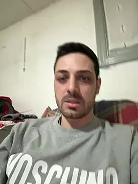 Snapshot of iltoscano95 chatting on 04-04-26, 06:49 iltoscano95 online show from 04-04-26, 06:49