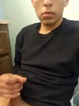 Snapshot of Jonathan100pre chatting on 12-01-25, 07:30 Jonathan100pre online show from 12-01-25, 07:30