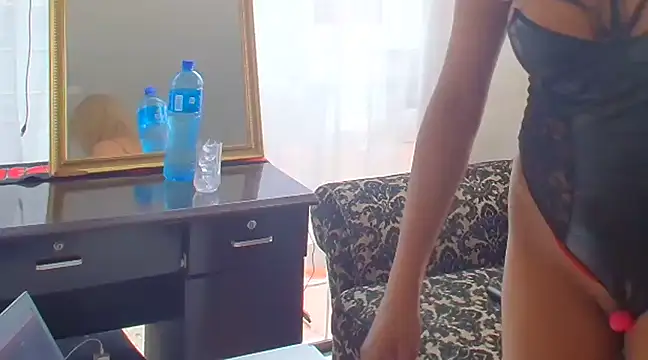 Snapshot of karmicQueen669 chatting on 12-21-24, 03:42 karmicQueen669 online show from 12-21-24, 03:42