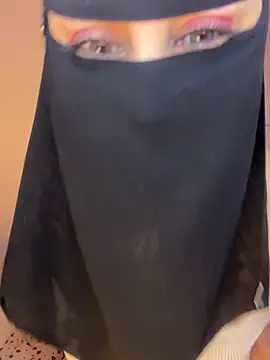 Snapshot of Jumanaa chatting on 11-21-25, 08:51 Jumanaa online show from 11-21-25, 08:51