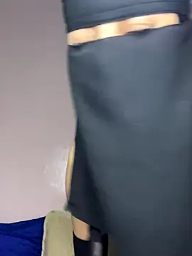 Snapshot of Jumanaa chatting on 12-04-25, 07:55 Jumanaa online show from 12-04-25, 07:55