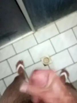 Snapshot of Din0071 chatting on 12-07-24, 08:38 Din0071 online show from 12-07-24, 08:38