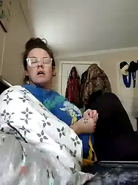 velvetta  online show from 12-03-24, 03:22