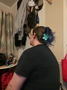 velvetta  online show from 09-19-25, 12:56