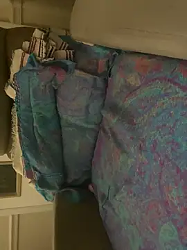 velvetta  online show from 09-26-25, 07:34