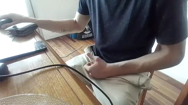 nicolaaaaas online show from 02-27-25, 09:58