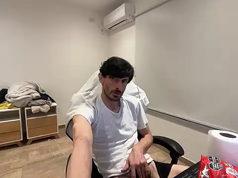 nicolaaaaas online show from 10-26-25, 01:44