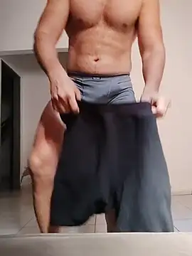 Snapshot of caiomax2 chatting on 10-11-25, 04:38 caiomax2 online show from 10-11-25, 04:38