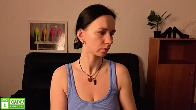 Snapshot of annakillianox chatting on 05-13-26, 05:27 annakillianox online show from 05-13-26, 05:27