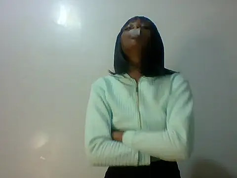 Snapshot of Toxique_ chatting on 12-29-24, 07:32 Toxique online show from 12-29-24, 07:32