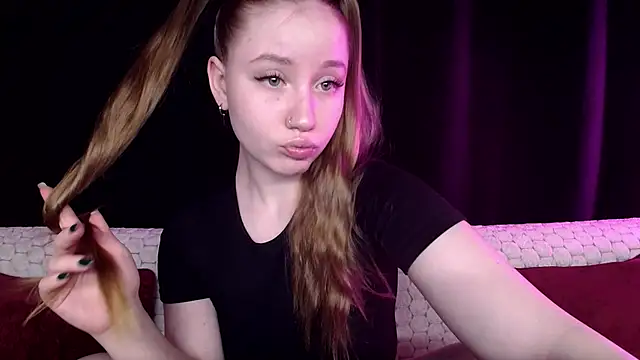 Snapshot of SindiWatsoon chatting on 01-02-25, 11:41 SindiWatsoon online show from 01-02-25, 11:41