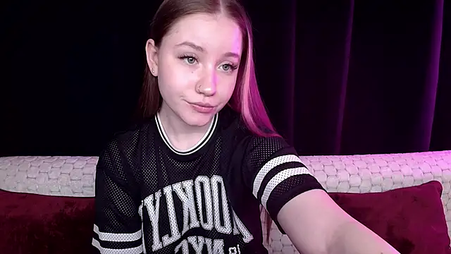 Snapshot of SindiWatsoon chatting on 01-03-25, 04:16 SindiWatsoon online show from 01-03-25, 04:16