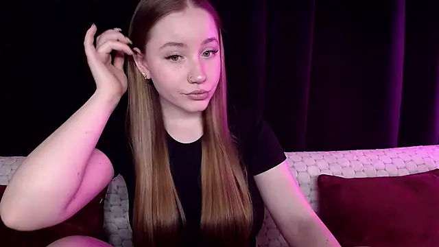 Snapshot of SindiWatsoon chatting on 01-28-25, 11:06 SindiWatsoon online show from 01-28-25, 11:06