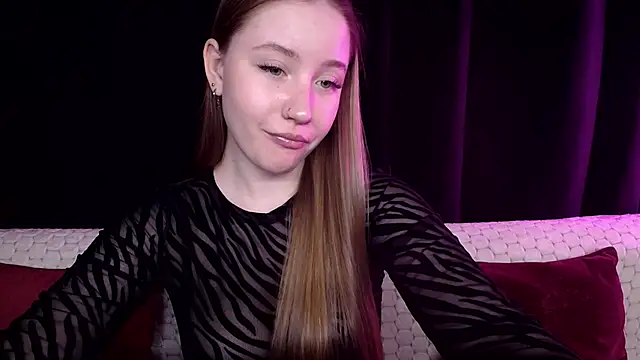 Snapshot of SindiWatsoon chatting on 02-04-25, 04:39 SindiWatsoon online show from 02-04-25, 04:39