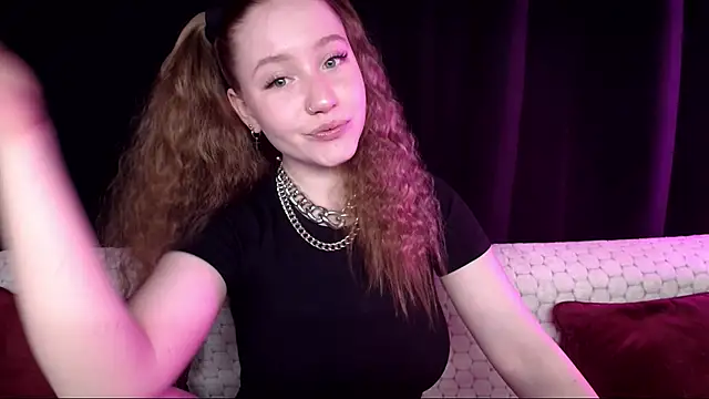 Snapshot of SindiWatsoon chatting on 02-28-25, 03:15 SindiWatsoon online show from 02-28-25, 03:15