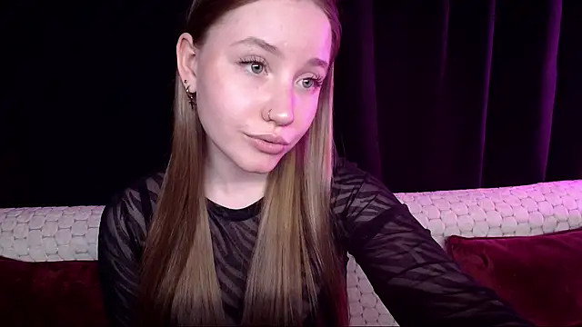 Snapshot of SindiWatsoon chatting on 03-14-25, 05:35 SindiWatsoon online show from 03-14-25, 05:35